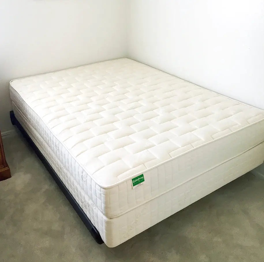 Palmpring-Foundation-vs.-Conventional-Box-Spring Palmpring Organic Mattress